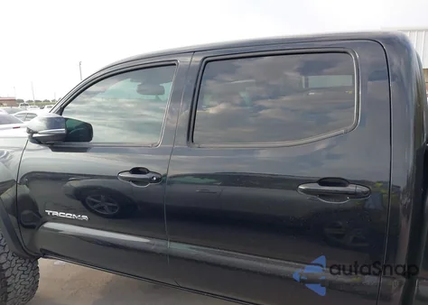 2020 Toyota Tacoma Trd Off-Road z USA, uszkodzony, nr VIN 3TMDZ5BN1LM083209